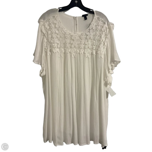 Top Short Sleeve By Torrid In White, Size: 5