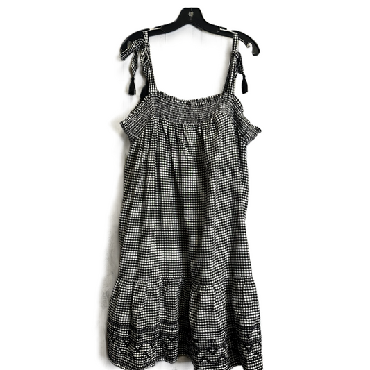 Dress Casual Short By Old Navy In Black & White, Size: Xl