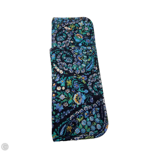 Accessory Tag By Vera Bradley, Size: Medium