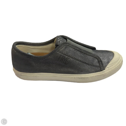 Shoes Designer By Frye In Grey, Size: 6