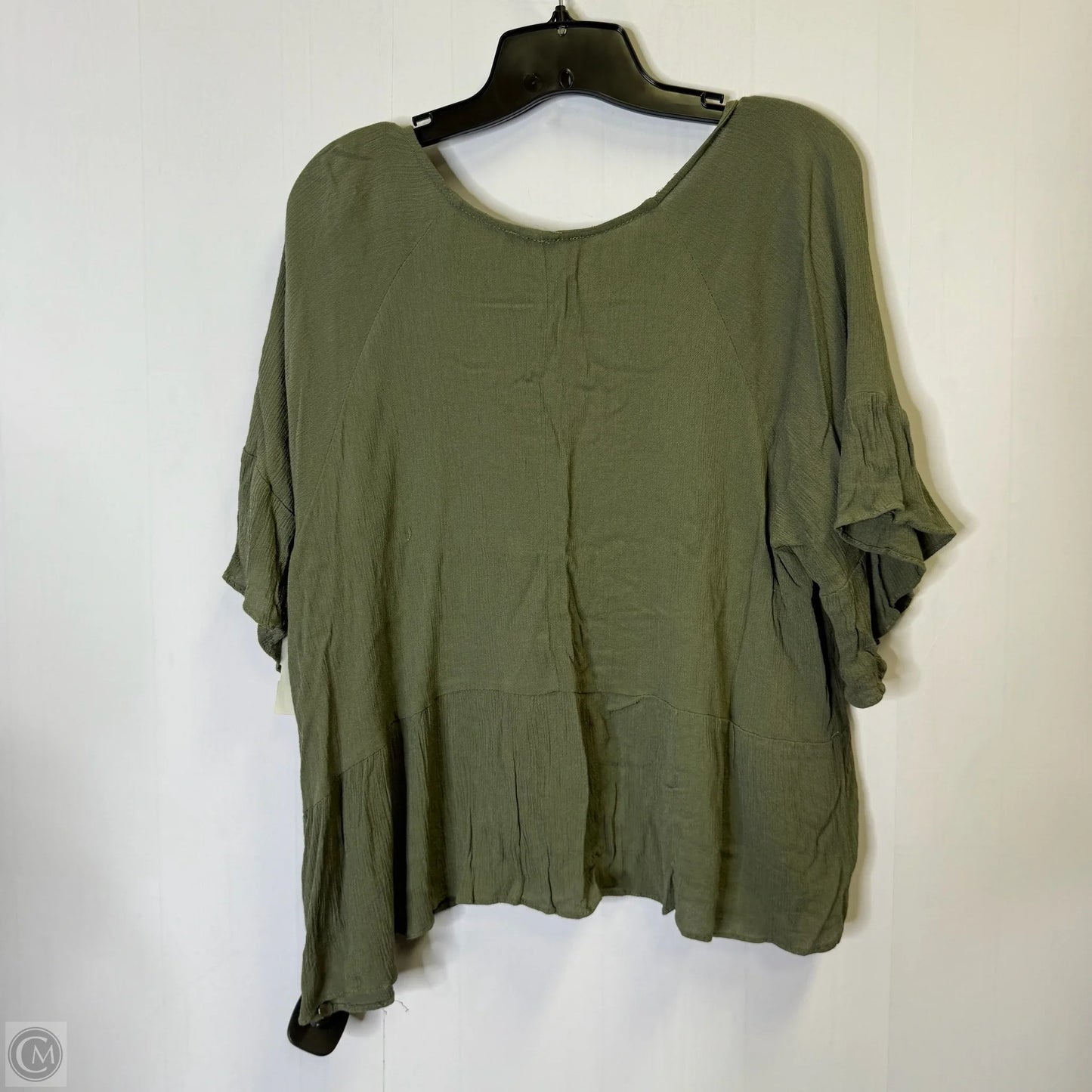 Top Short Sleeve By Clothes Mentor In Green, Size: S