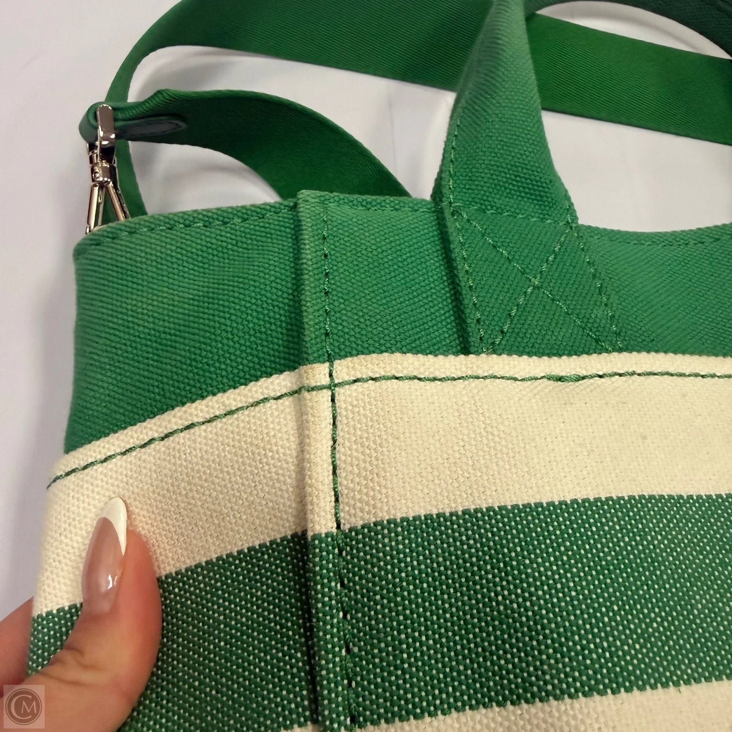 Handbag Designer By Kate Spade, Size: Medium