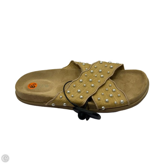 Sandals Flats By J. Crew In Tan, Size: 8.5