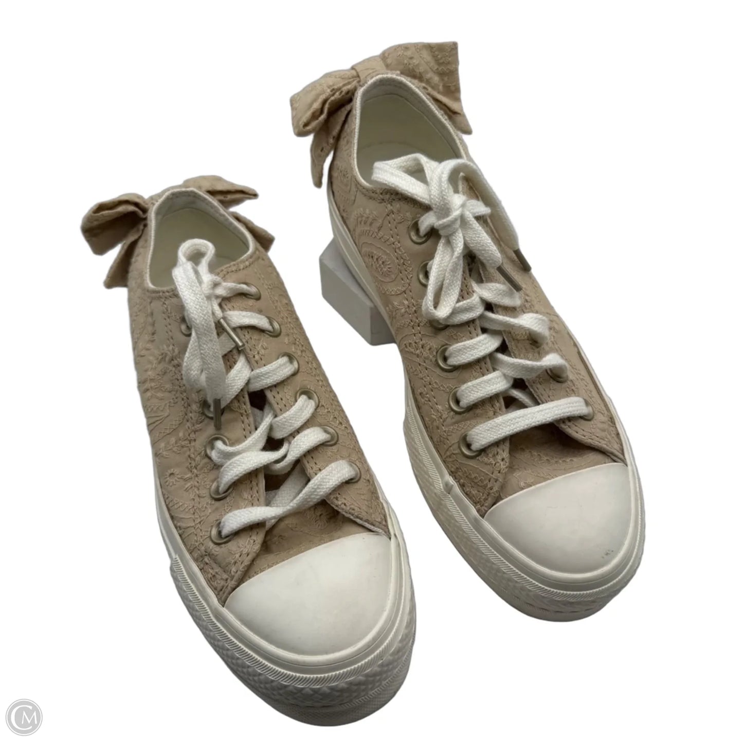 Shoes Sneakers By Converse In Tan, Size: 7