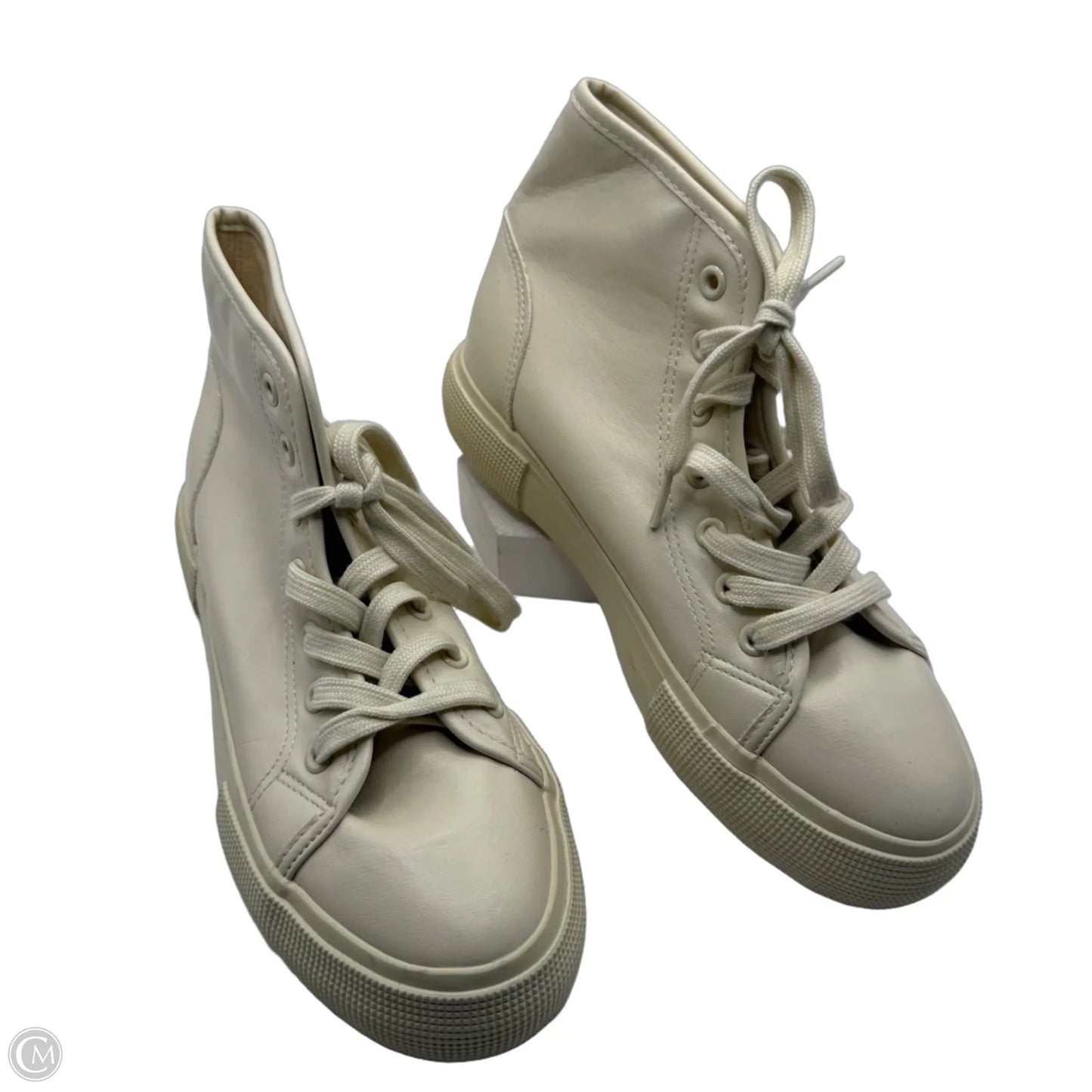 Shoes Sneakers By Jf In Cream, Size: 6.5