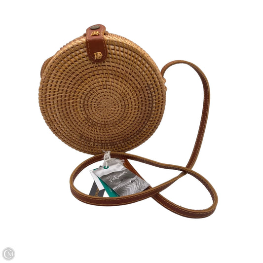 Crossbody By Clothes Mentor, Size: Medium
