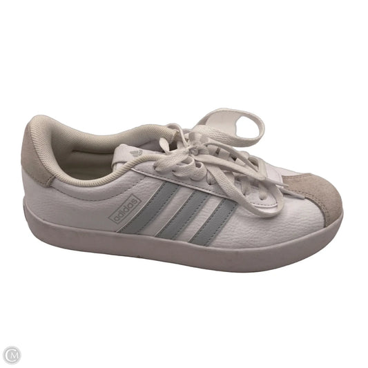 Shoes Sneakers By Adidas In White, Size: 7