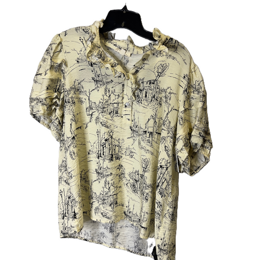 Top Short Sleeve By Entro In Yellow, Size: L