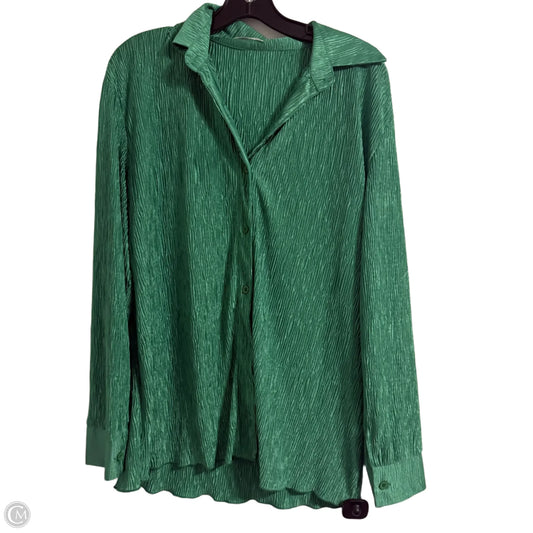 Top Long Sleeve By Clothes Mentor In Green, Size: M