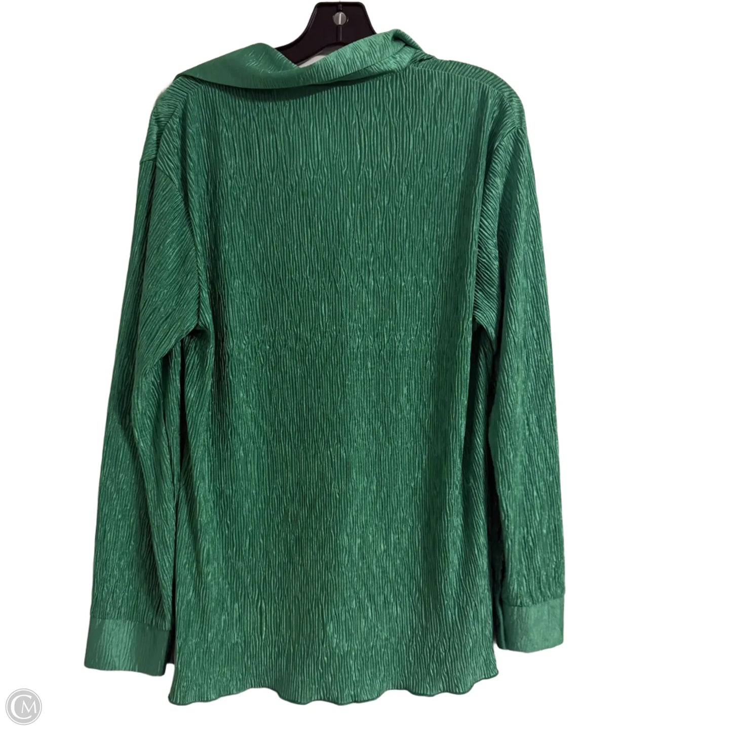 Top Long Sleeve By Clothes Mentor In Green, Size: M