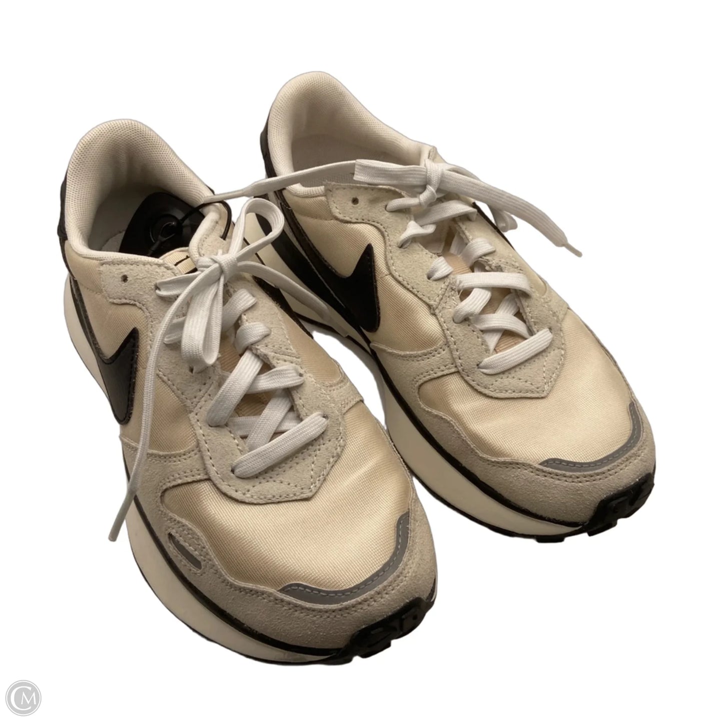Shoes Athletic By Nike In Cream, Size: 8.5