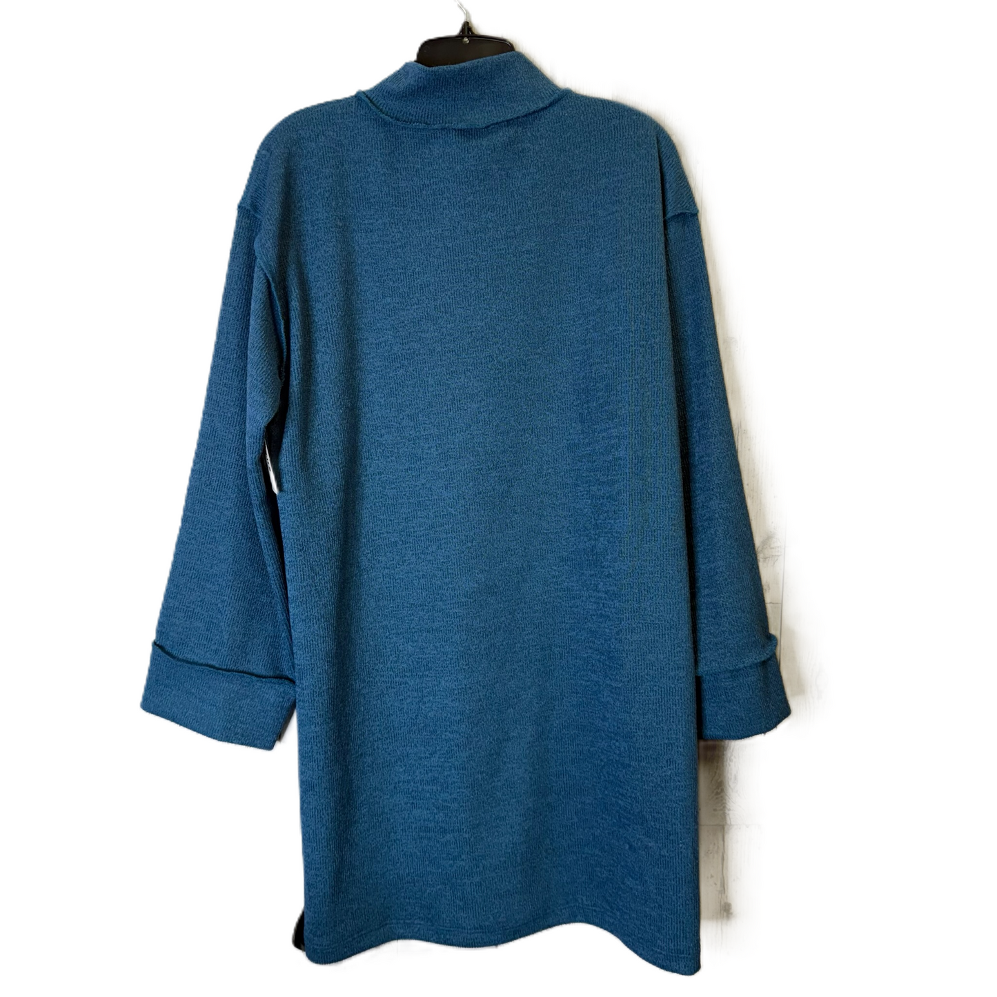 Top Long Sleeve By Lush In Teal, Size: Xl