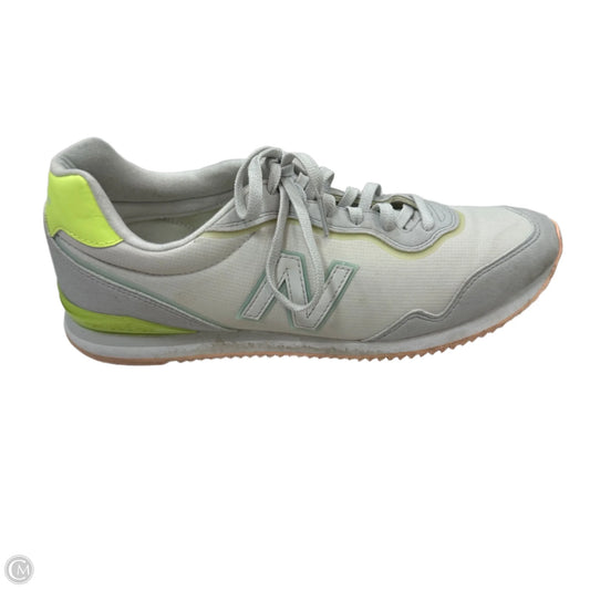 Shoes Athletic By New Balance In White & Yellow, Size: 10