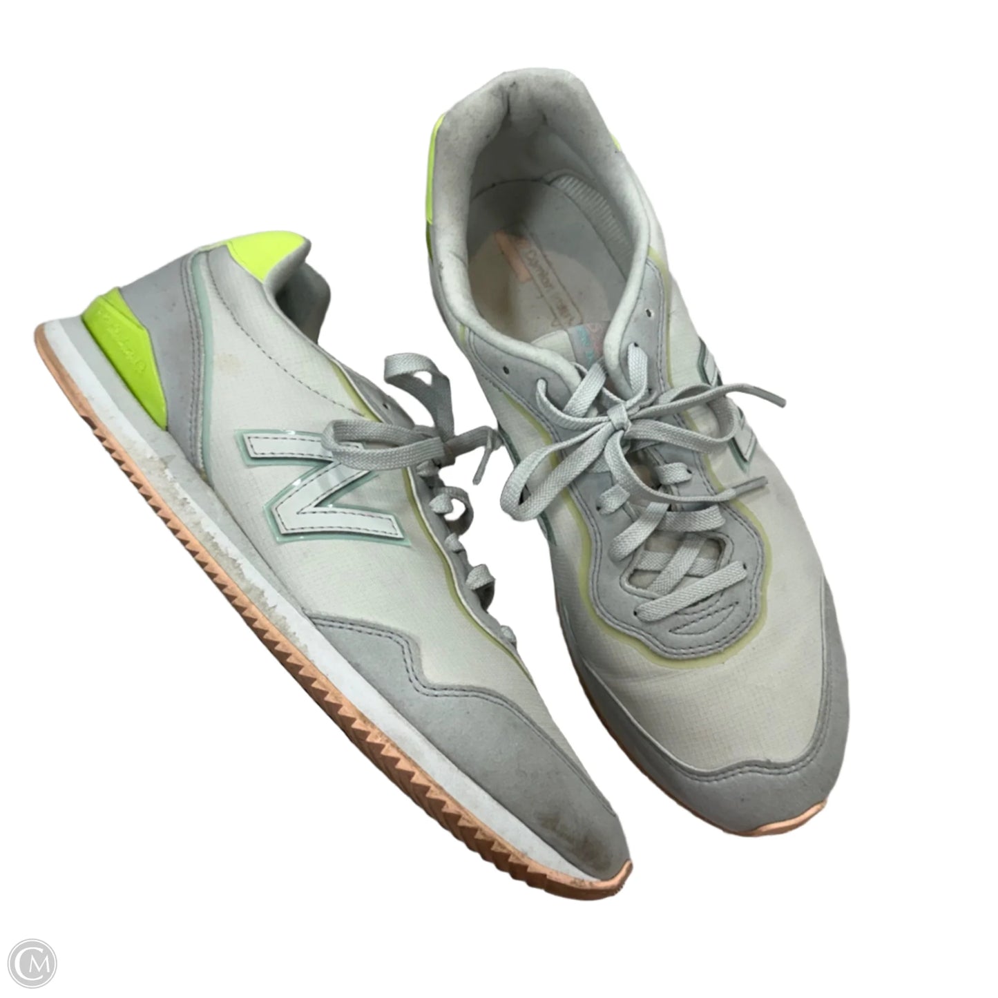 Shoes Athletic By New Balance In White & Yellow, Size: 10