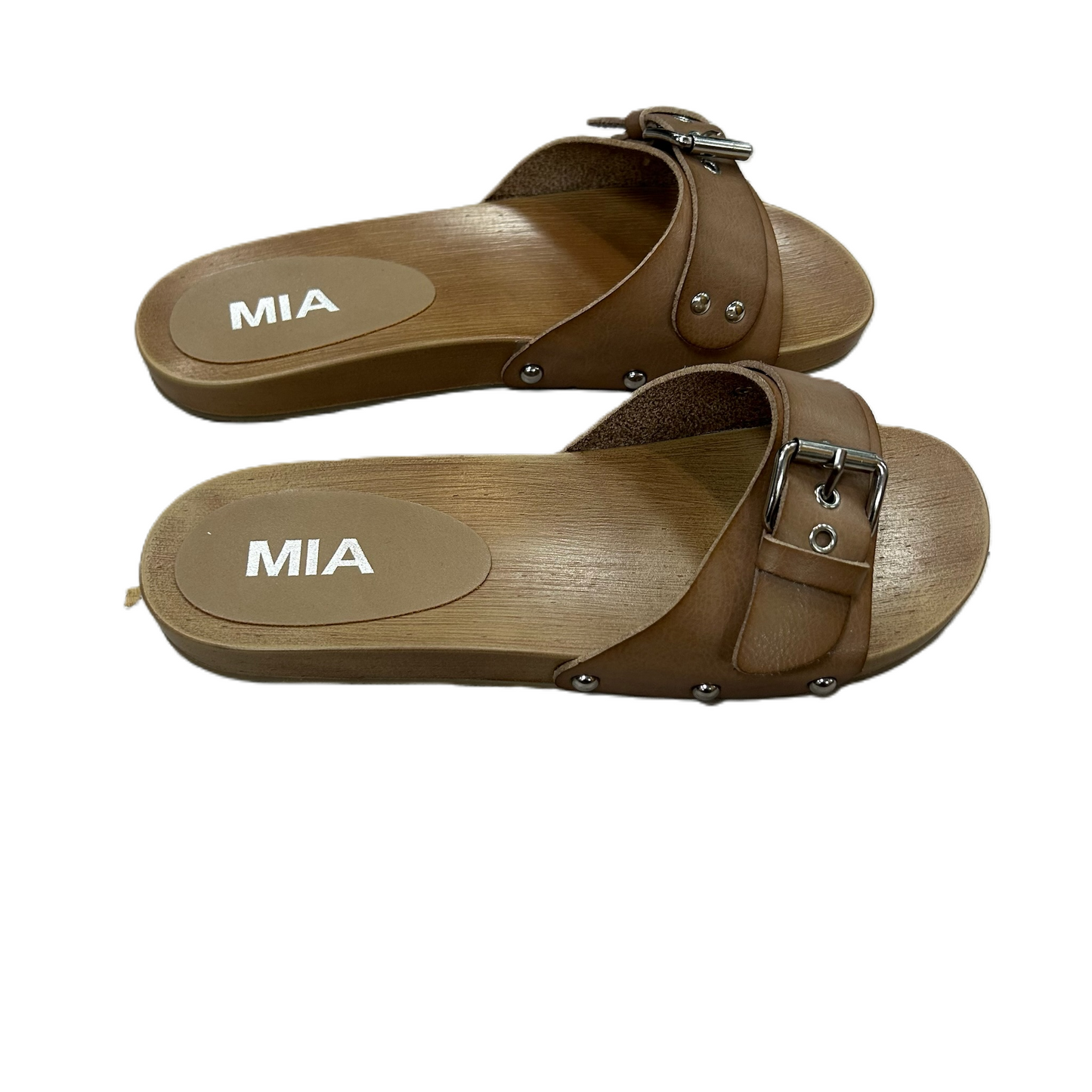 Tan Sandals Flats By Mia, Size: 8