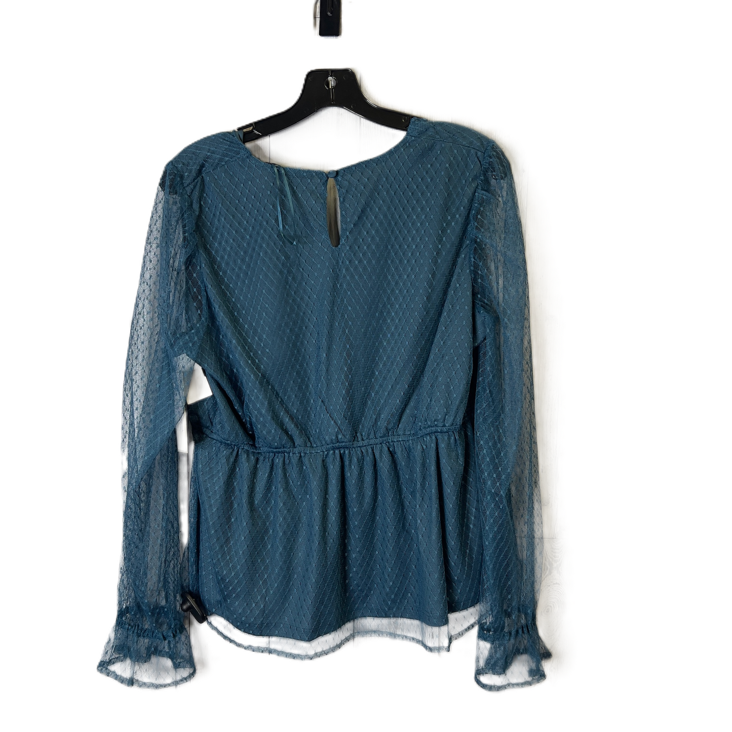 Top Long Sleeve By Clothes Mentor In Blue, Size: M