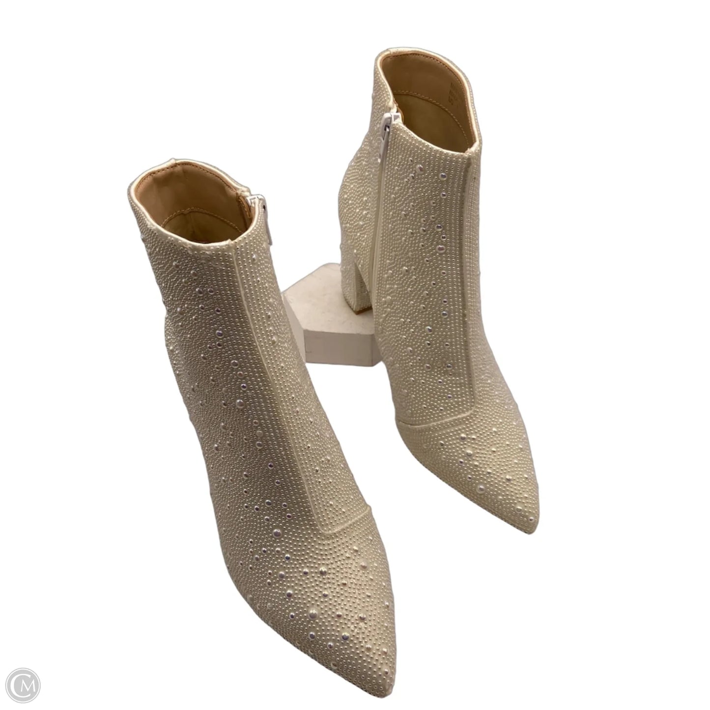 Boots Ankle Heels By Clothes Mentor In Cream, Size: 7