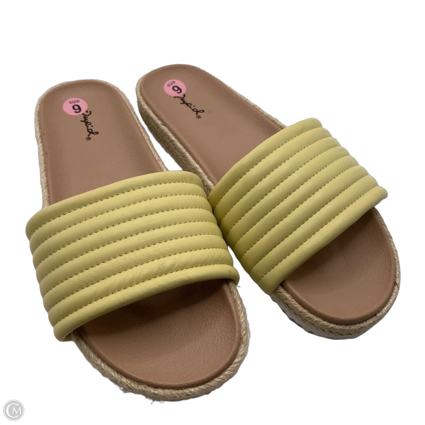 Sandals Flats By Qupid In Yellow, Size: 9