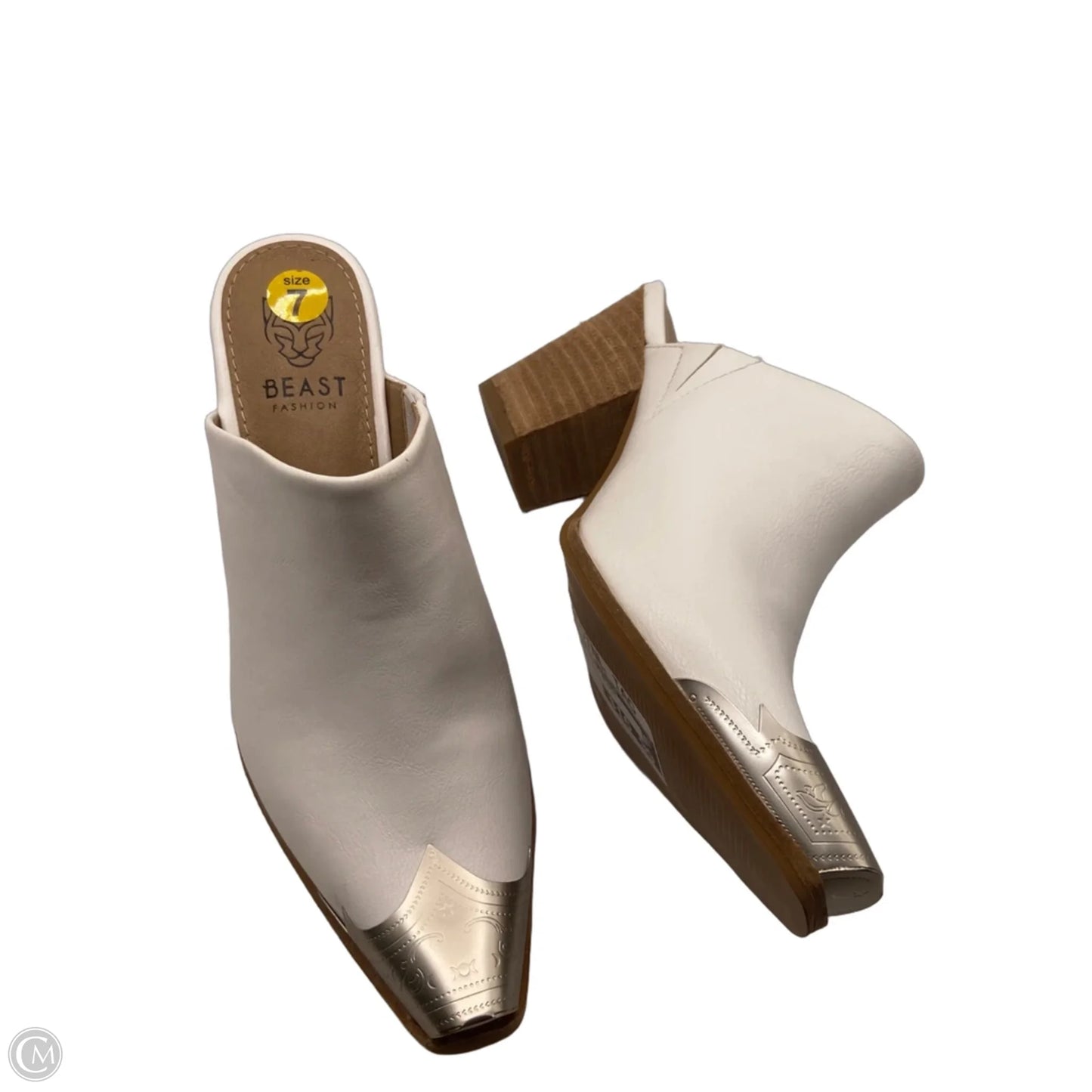 Shoes Heels Block By Clothes Mentor In White, Size: 7