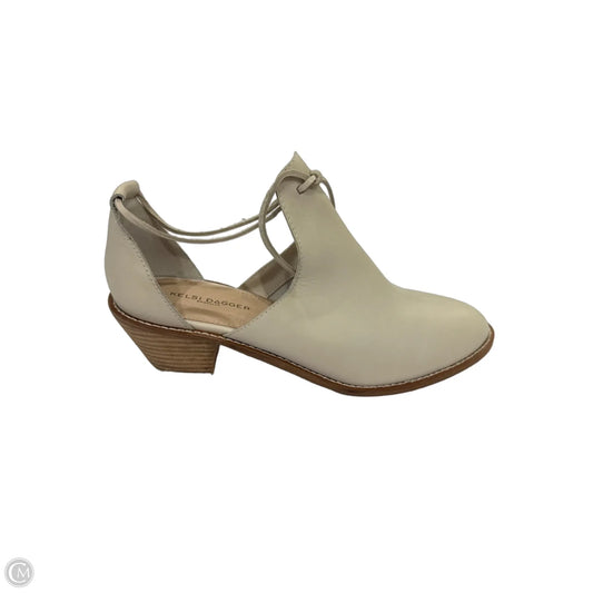 Boots Ankle Heels By Kelsi Dagger In Cream, Size: 11