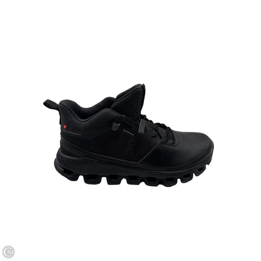 Shoes Athletic By On In Black, Size: 8
