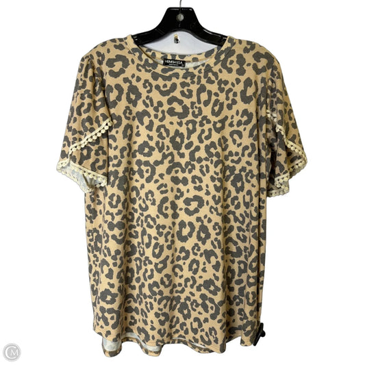 Top Short Sleeve By Heimish Usa In Animal Print, Size: L