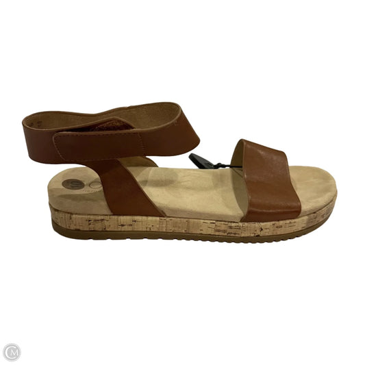 Sandals Flats By Naturalizer In Brown, Size: 10