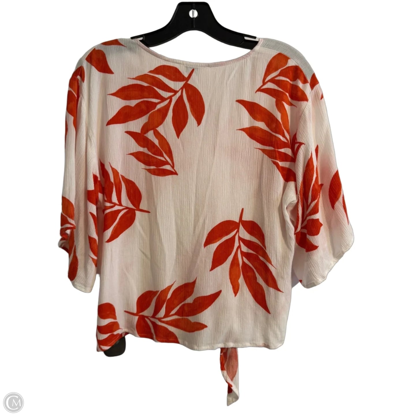 Top Short Sleeve By Clothes Mentor In White, Size: L