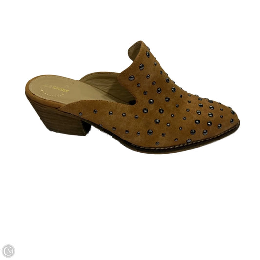 Shoes Heels Block By Clothes Mentor In Brown, Size: 7