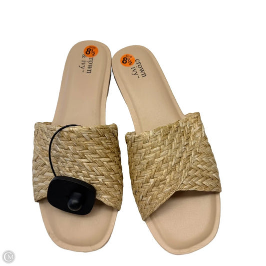 Sandals Flats By Crown And Ivy In Beige, Size: 8.5