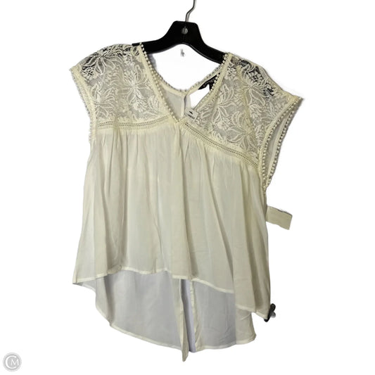 Top Short Sleeve By Express In Cream, Size: M