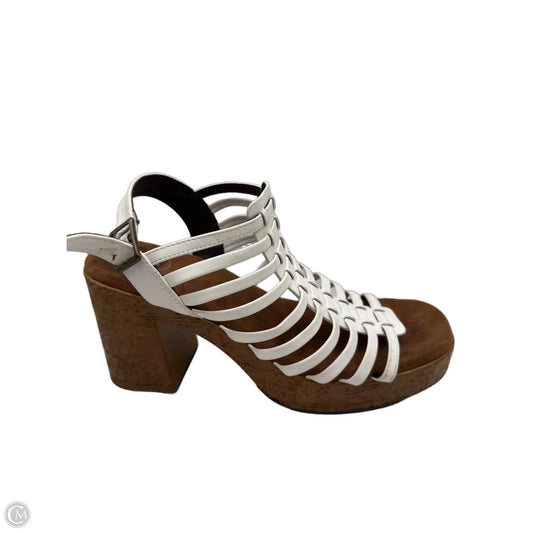 Shoes Heels Block By White Mountain In White, Size: 10