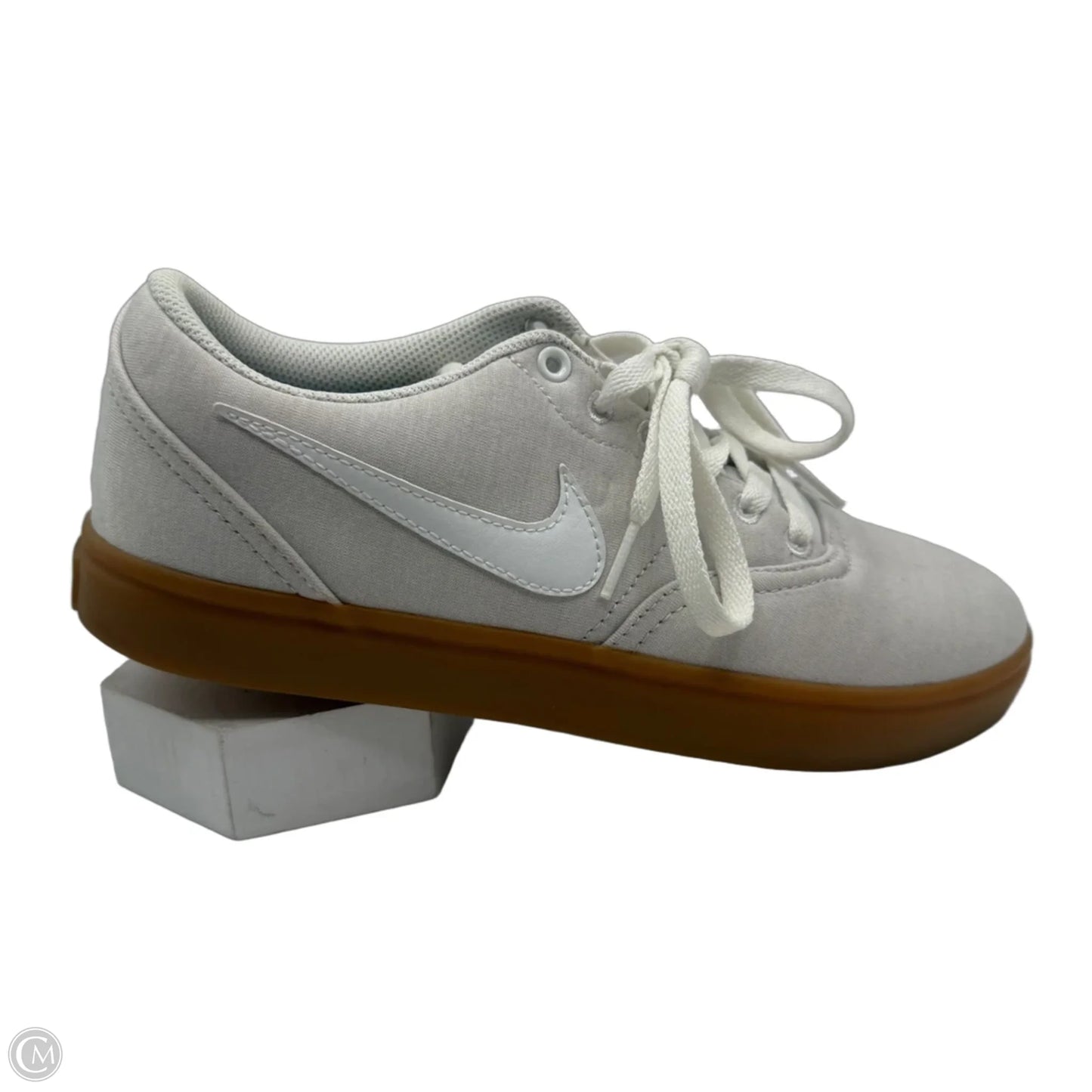 Shoes Sneakers By Nike In Grey, Size: 8.5