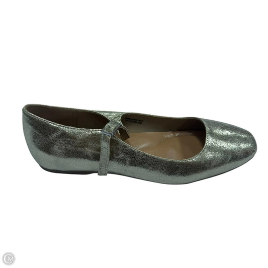 Shoes Flats By Dolce Vita In Gold, Size: 9