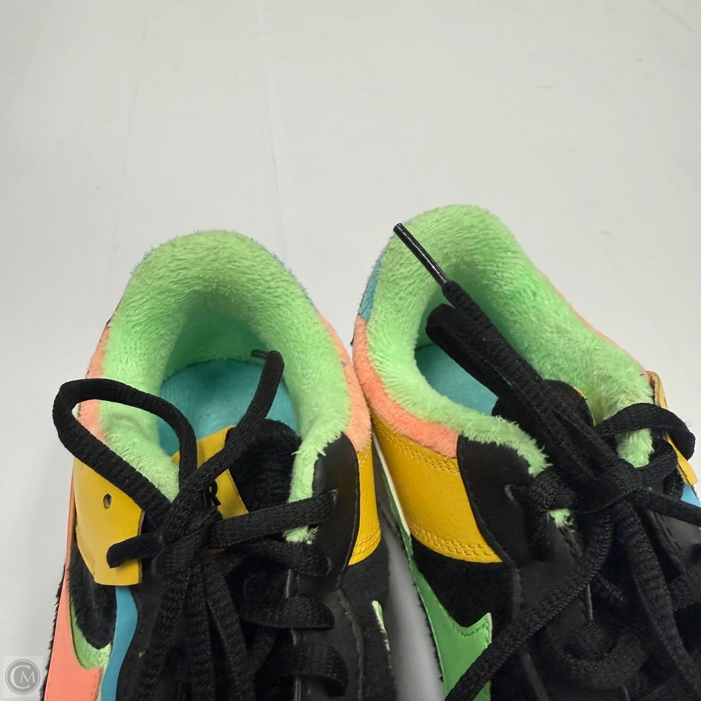 Shoes Athletic By Nike In Multi-colored, Size: 8