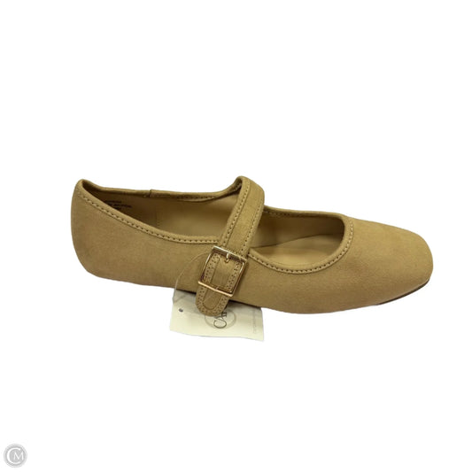 Shoes Flats By Clothes Mentor In Tan, Size: 8