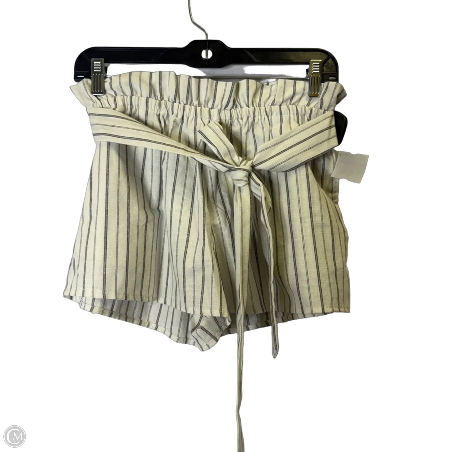 Shorts By Clothes Mentor In Striped Pattern, Size: S