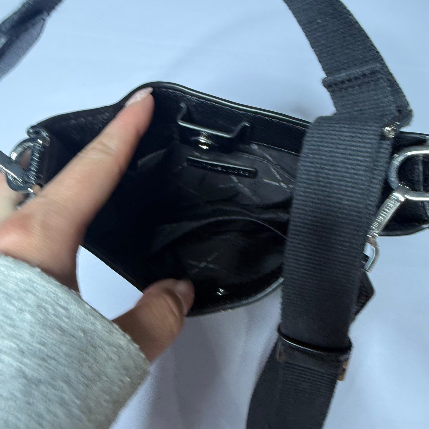 Crossbody Designer By Michael By Michael Kors, Size: Medium