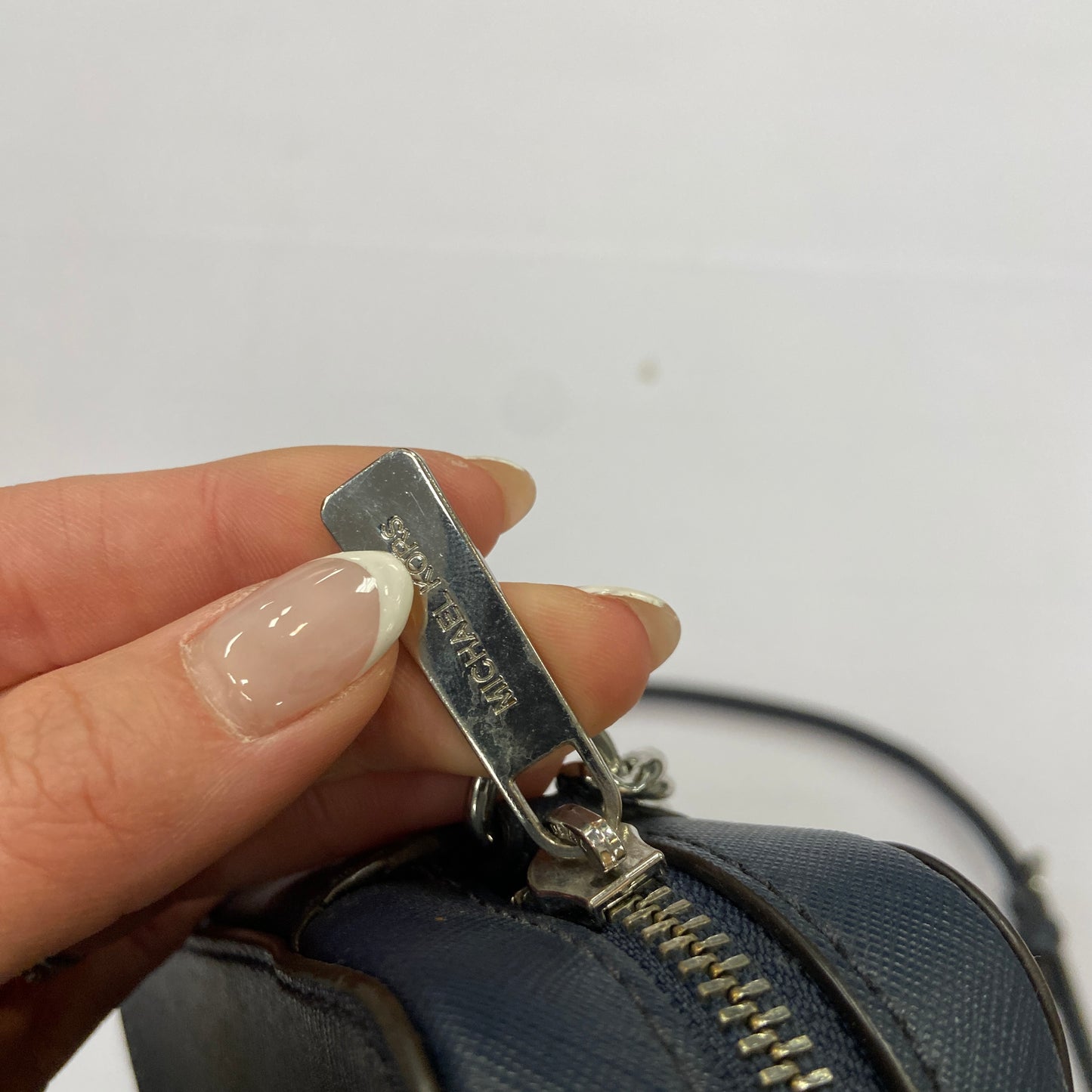 Crossbody Designer By Michael By Michael Kors, Size: Medium