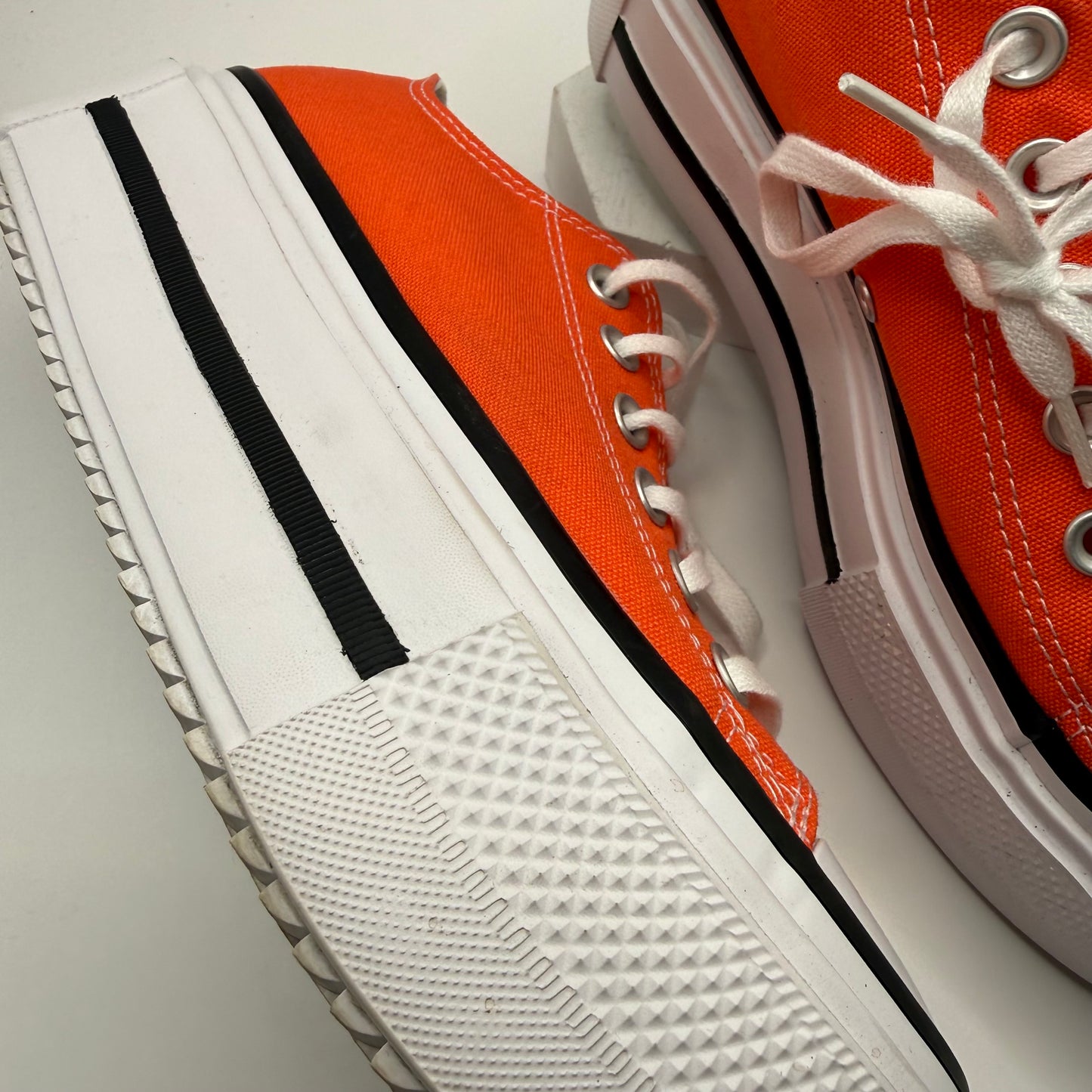 Shoes Sneakers Platform By Converse In Orange, Size: 7.5