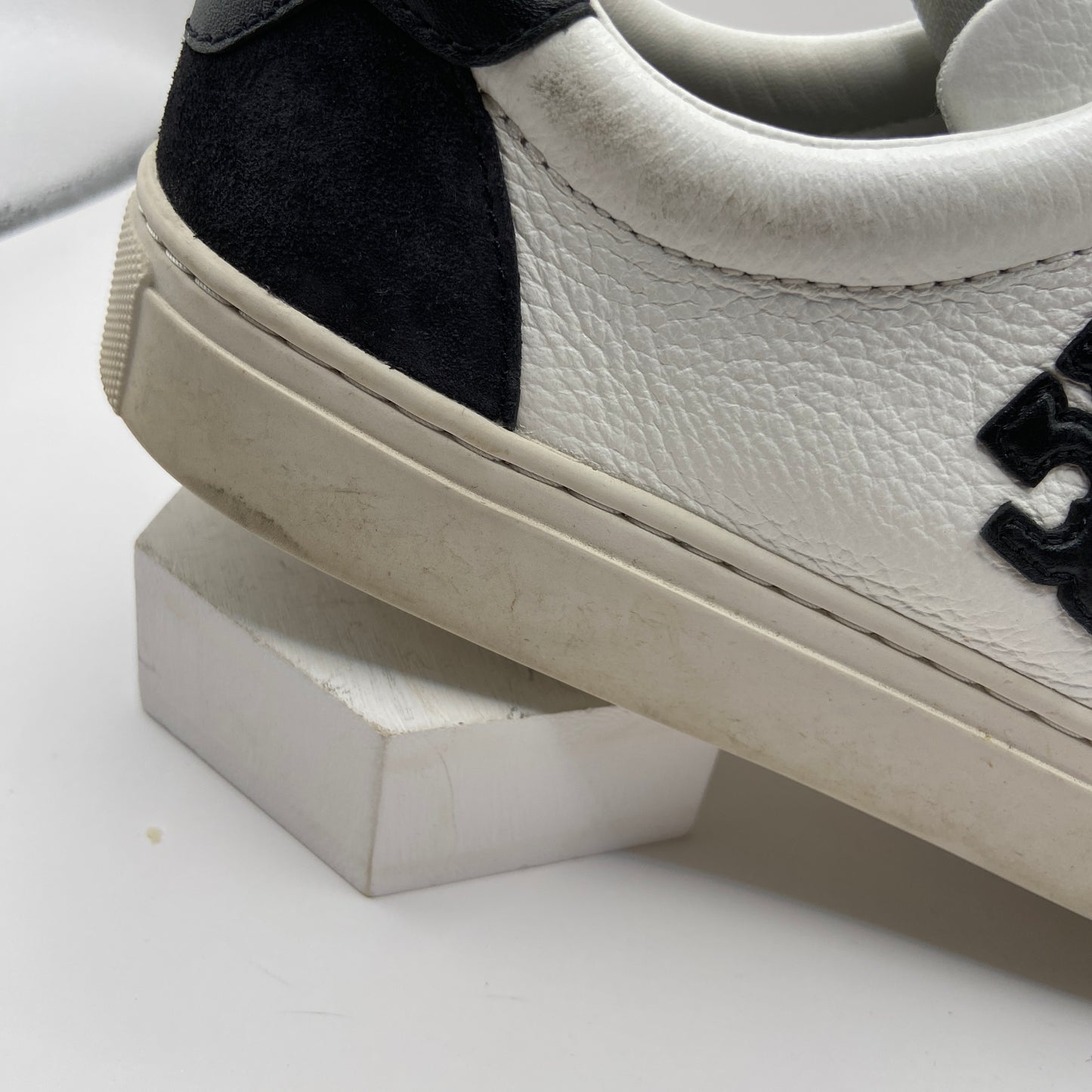 Shoes Designer By Tory Burch In Black & White, Size: 9