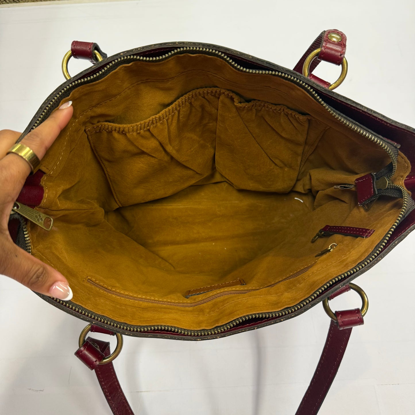 Handbag Designer By Patricia Nash, Size: Large