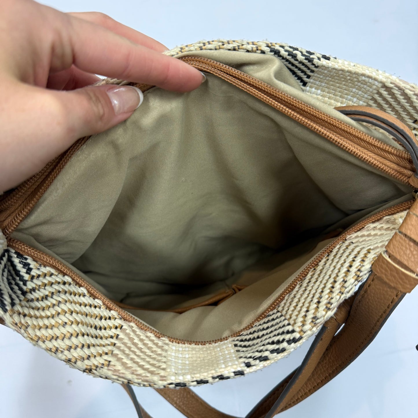 Handbag By Rosetti, Size: Medium