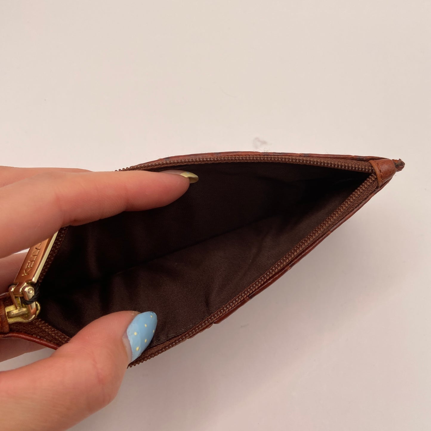 Wallet By Clothes Mentor, Size: Medium