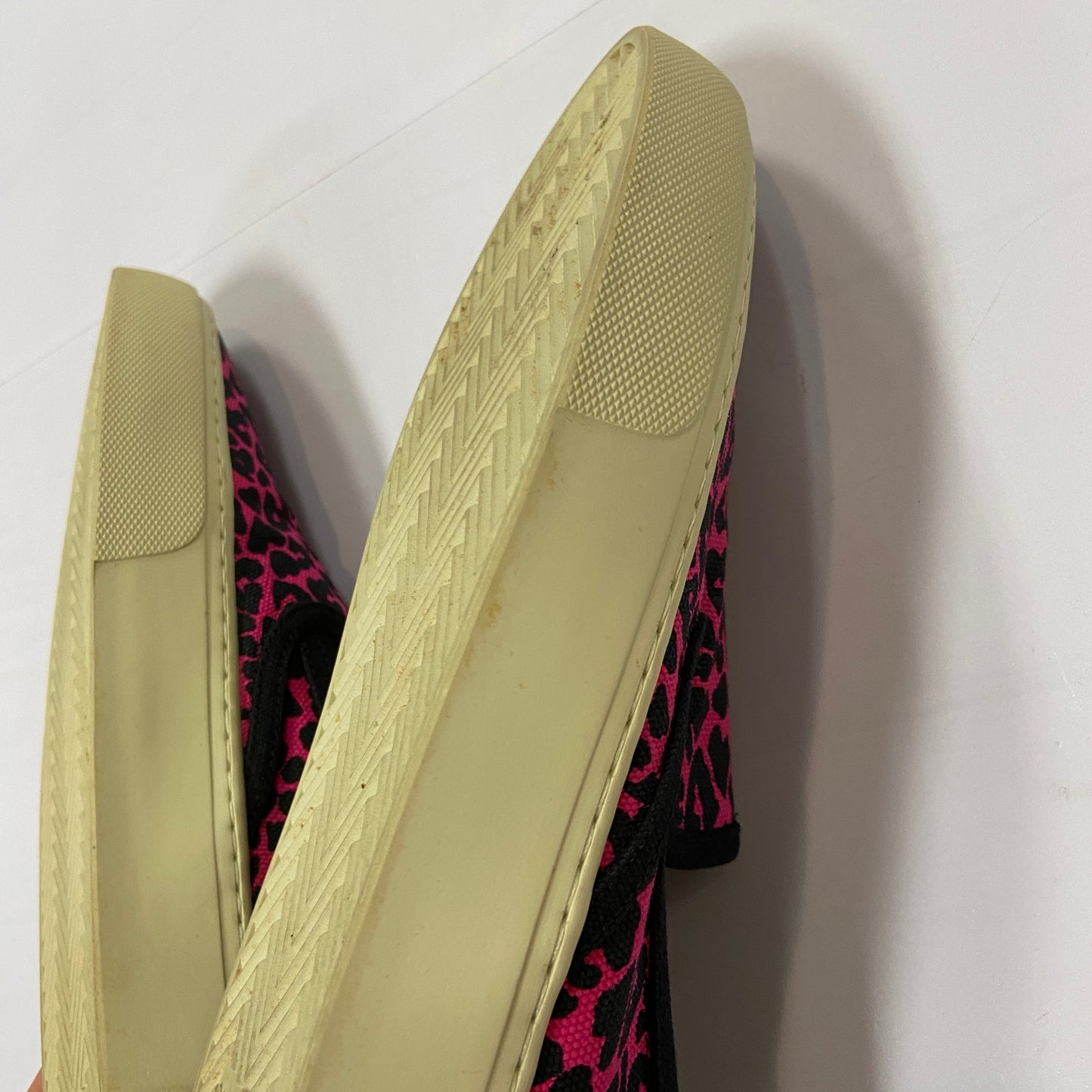 Shoes Luxury Designer By Yves Saint Laurent In Animal Print, Size: 9