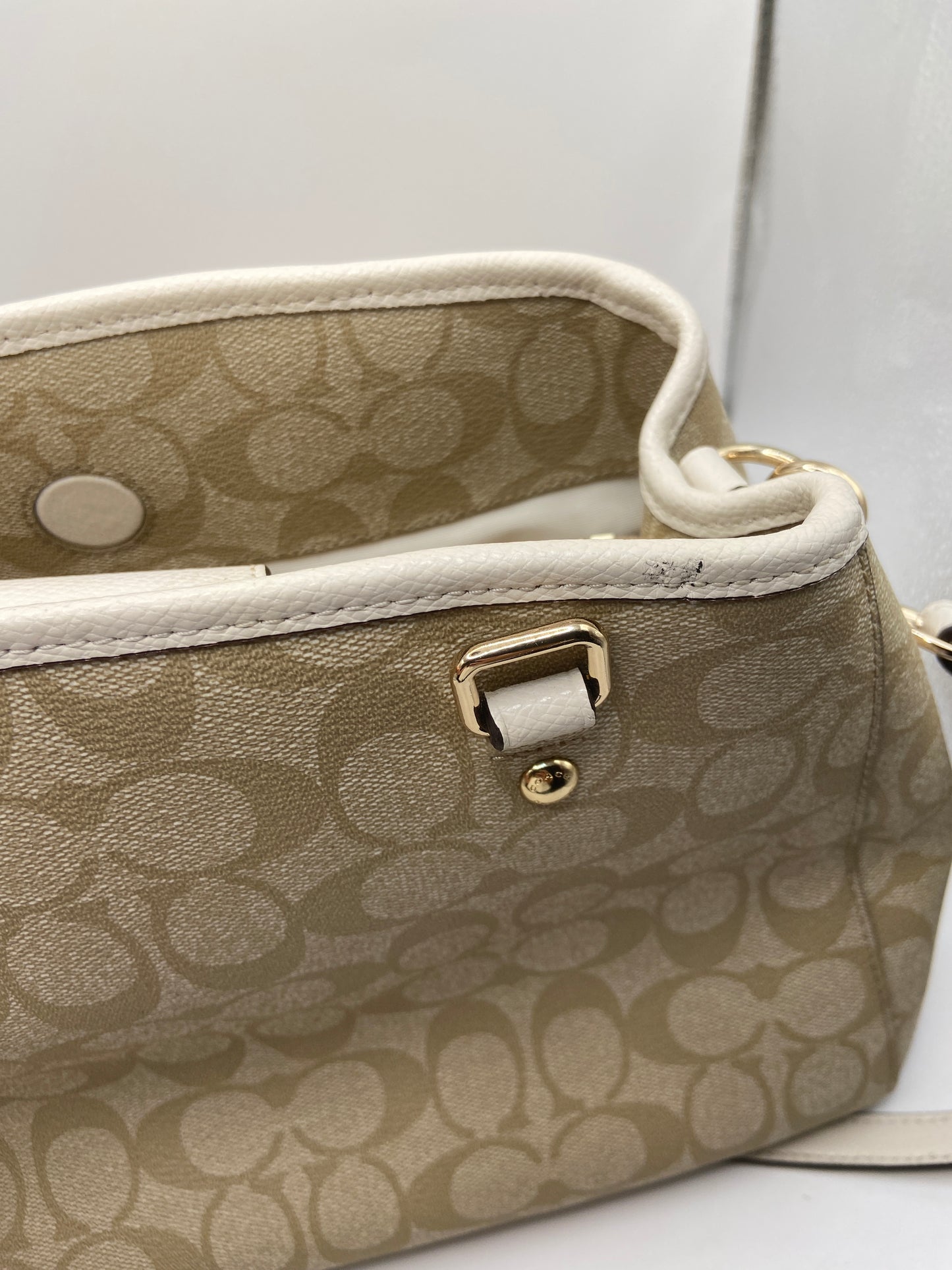 Handbag Designer By Coach, Size: Medium