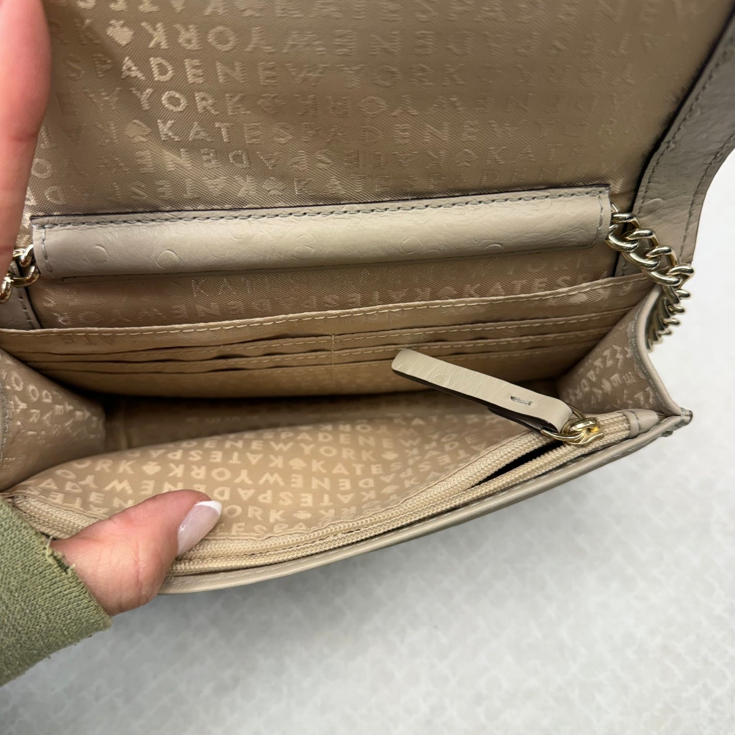 Crossbody Designer By Kate Spade, Size: Medium