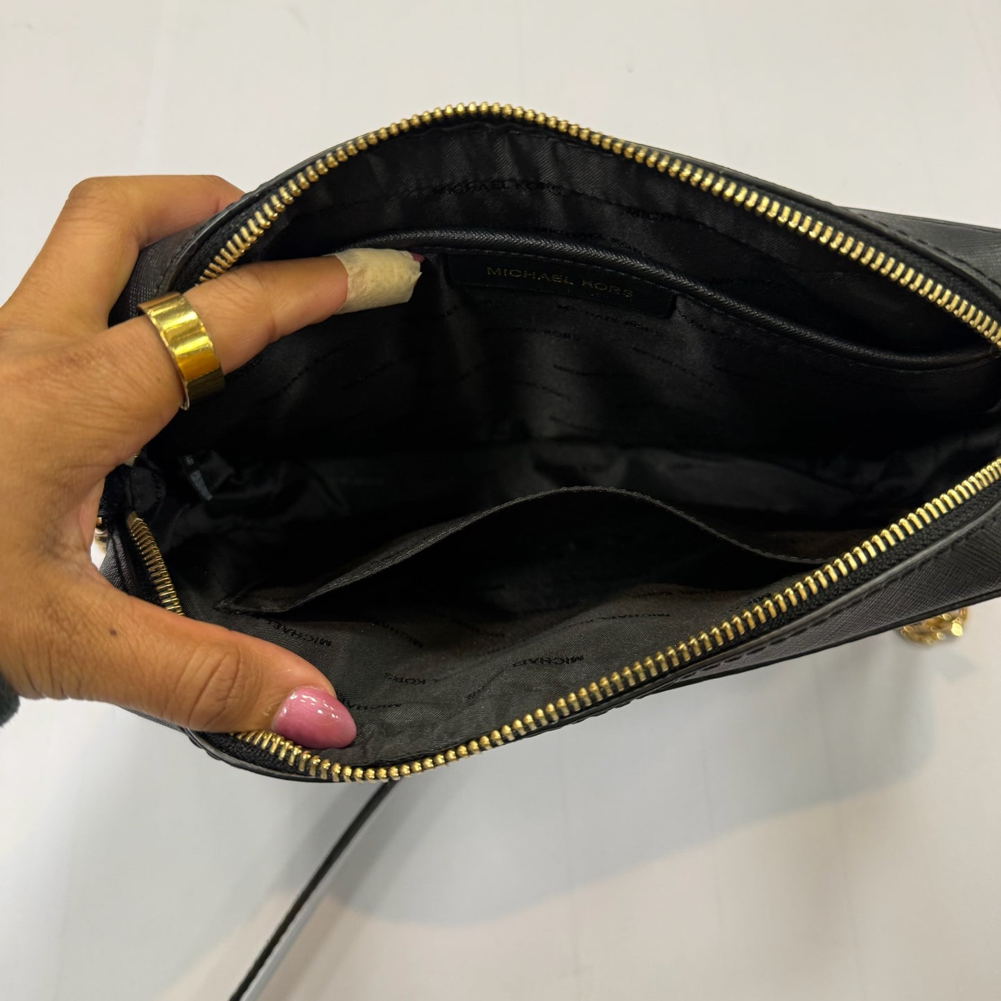 Crossbody Designer By Michael By Michael Kors, Size: Medium