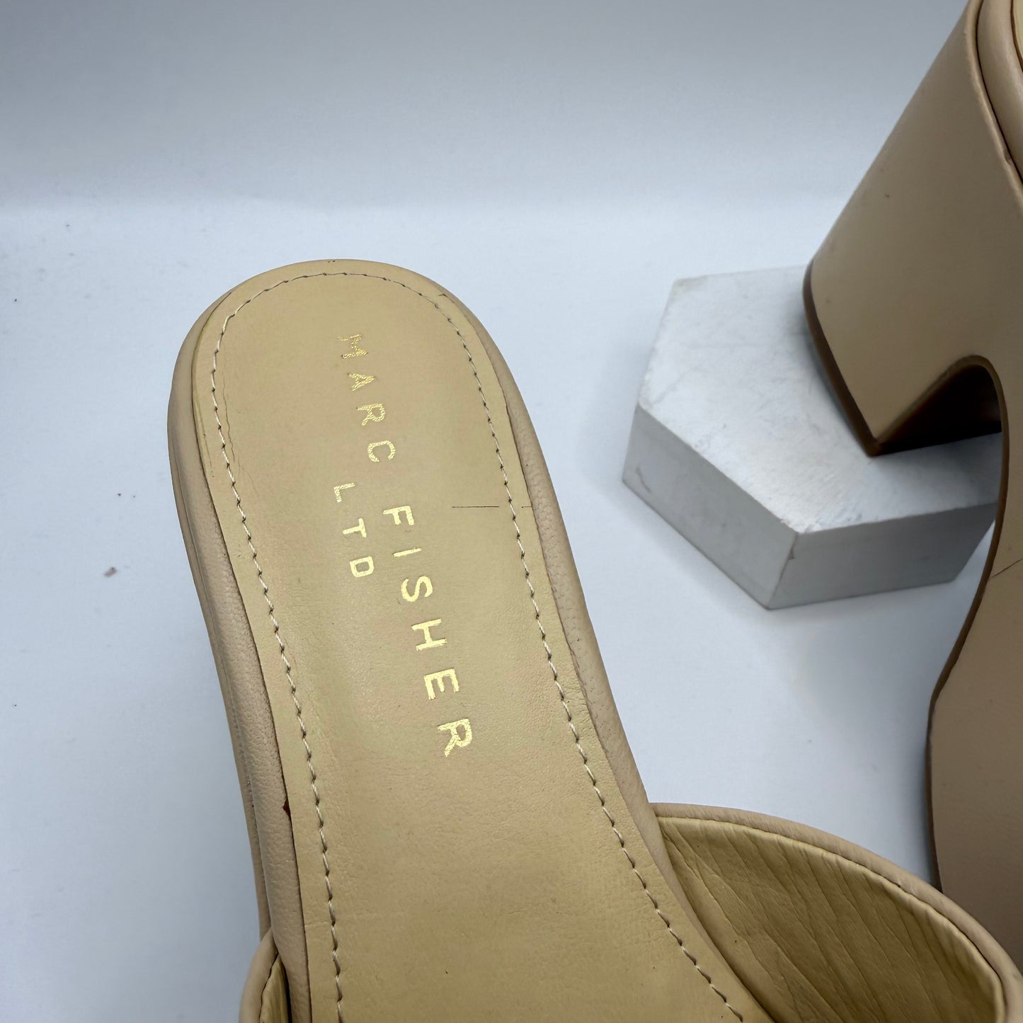 Shoes Heels Block By Marc Fisher In Tan, Size: 5.5