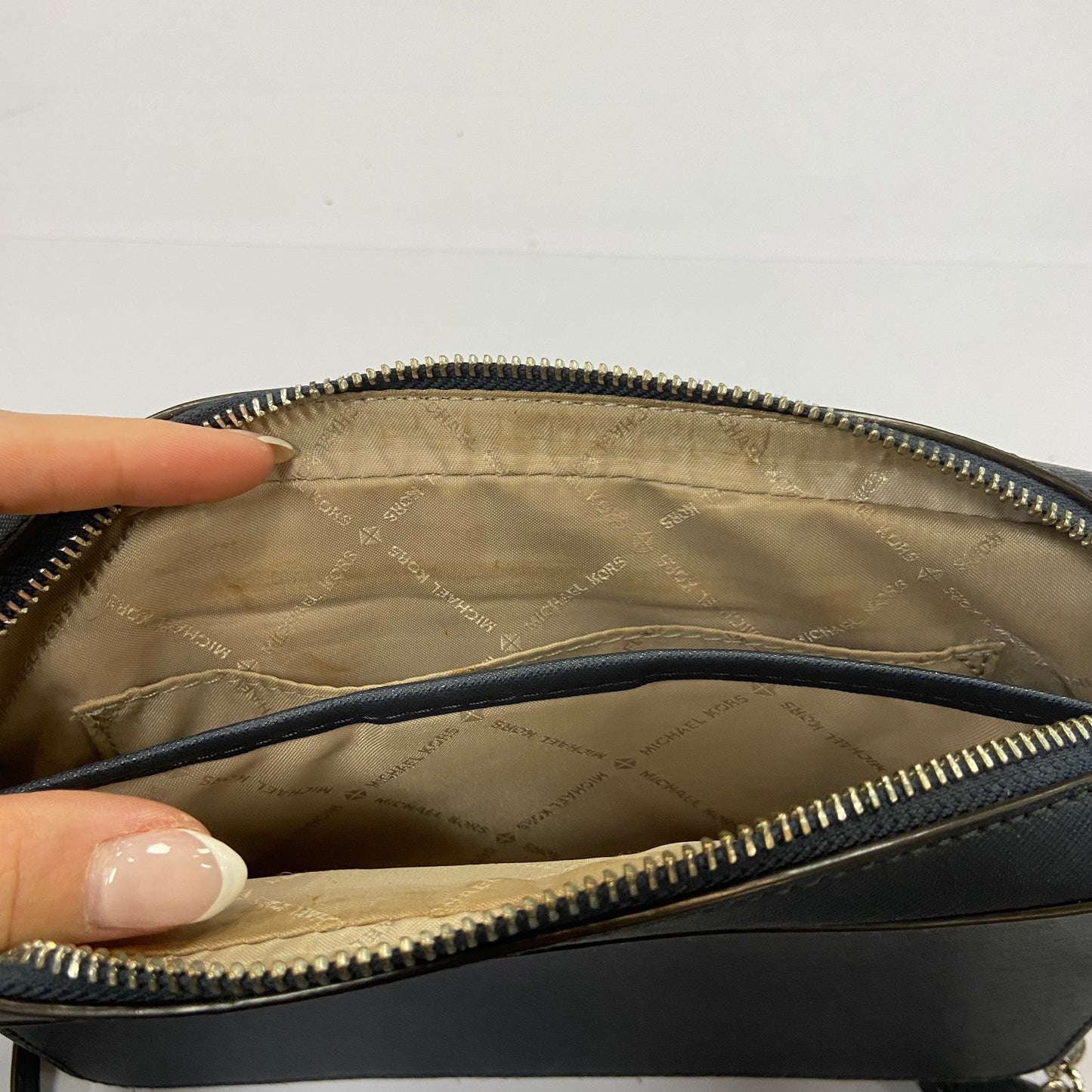 Crossbody Designer By Michael By Michael Kors, Size: Medium